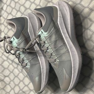 Nike Womens New Air Zoom Size 7.5